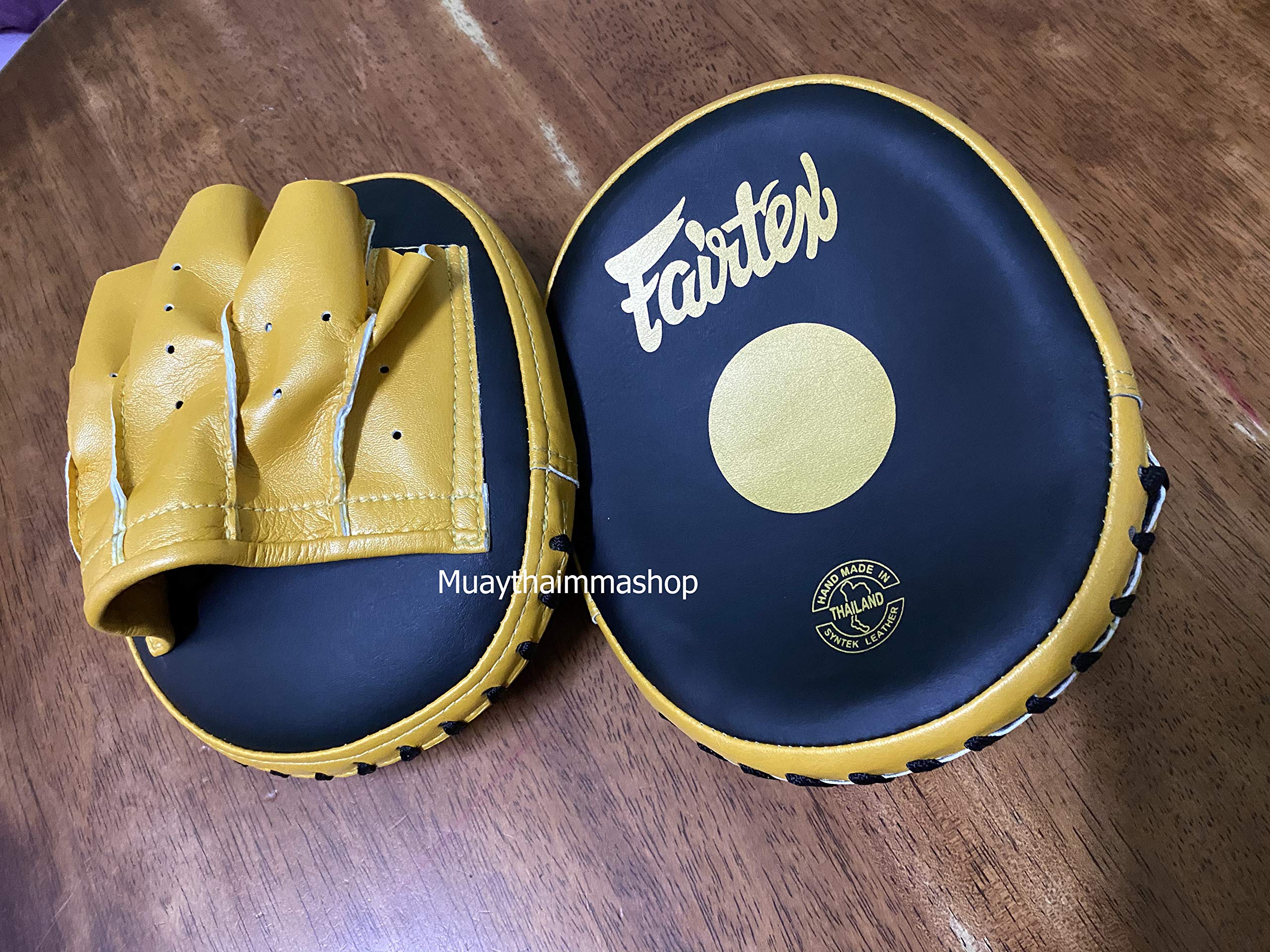 Amazon | Fairtex 純正ショートスピード&精度軽量フォーカスミット